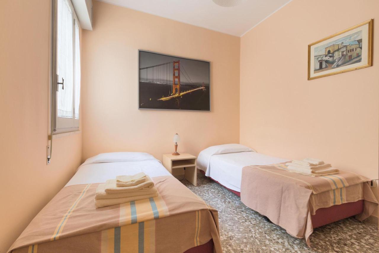 بارابيتا B&B Prima O Poi المظهر الخارجي الصورة